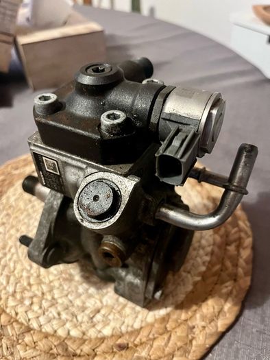 High Pressure Fuel Pump for VOLVO D4 engine'