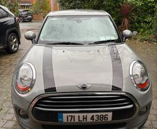 2017 Mini Cooper - V Low Mileage - 5 doors