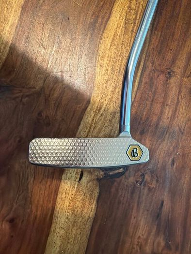 Bettinardi Queen B #8 Putter