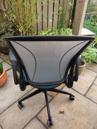 ergonomic office chair