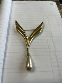 Brooch