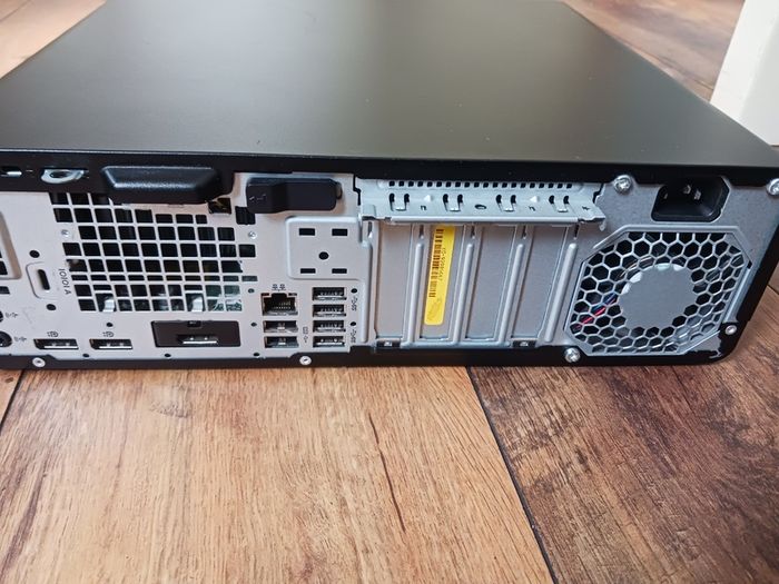 Hp EliteDesk 800 G3 Desktop PC