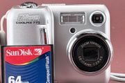 Nikon Coolpix 775 2MP Digital Camera