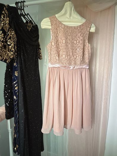 Dusty Rose Pink Sleeveless Lace-Trimmed Chiffon Waist-Cinched Dress