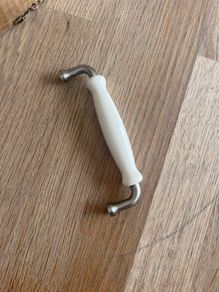 Free door handles