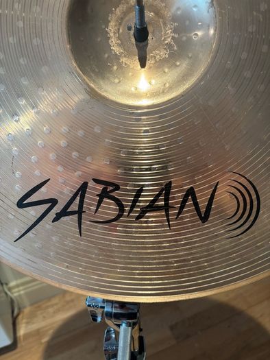 Sabian B8X 18" crash ride