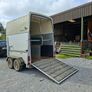 Double horsebox with front ramp for sale Image 2