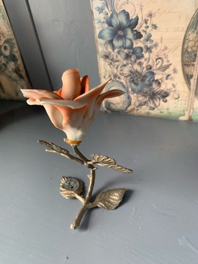 Vintage Capodimonte Rose