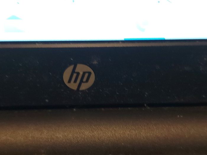 HP 15.6 inch Laptop Model 15-bw066sa, 4GB Ram, 1 Terrabyte HDD, Windows 10 Home, AMD A6-9220 Radeon R4, 5 Compute Cores 2C+3G 2.5GHz