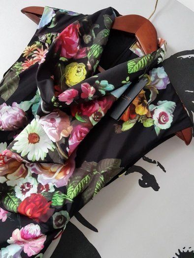 TED BAKER Floral Black Oil Painting Midi Dress Size 0