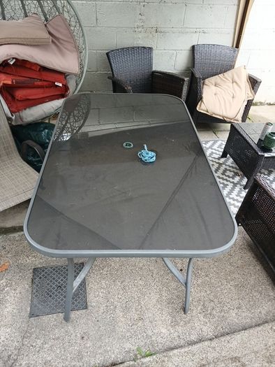 garden table