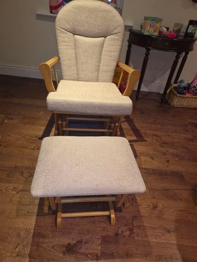 Baby rocking chair