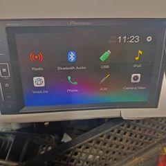 Pioneer radio
