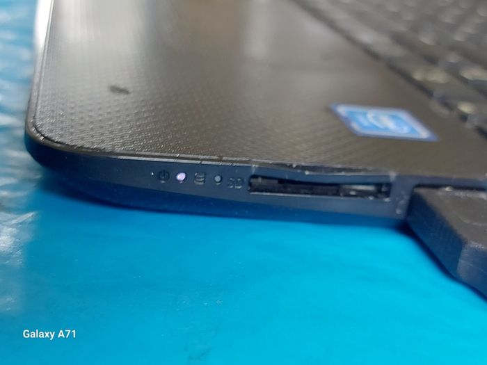 HP Laptop Model 15-da0072na, Intel Celeron N4000 CPU, 1.1GHz, 4GB Ram, 250GB HDD, Windows 10 Home, Microsoft Edge, Chrome