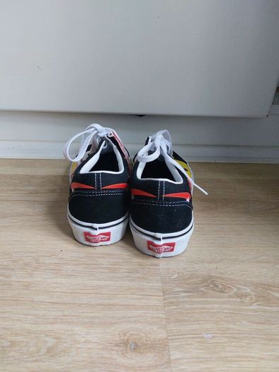 Flame vans RRP 85 euro