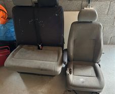 t5 transporter front seats