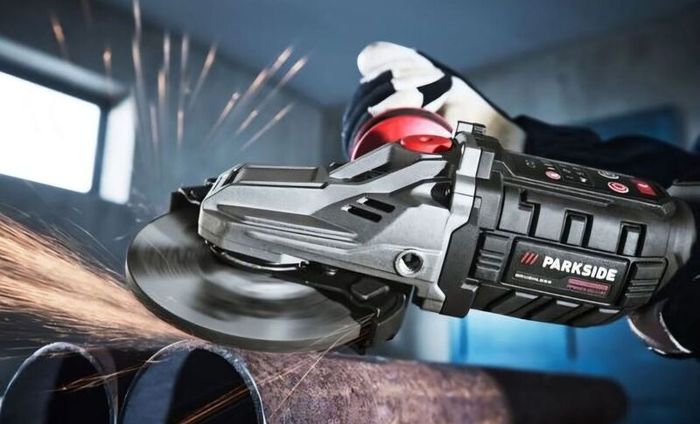 Parkside Performance X20V Cordless Brushless Router + Accessories Set. X20V Cordless Brushless Impact Driver 226NM. X20V Cordless Brushless SDS Hammer Drill. X20V Cordless Brushless Angle Grinder. X20V 2AH 4AH 8AH 12AH Batteries X20V Chargers