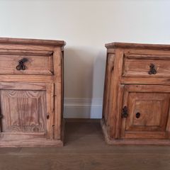 Set of 2 pine lockers