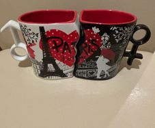 Paris Glam: Paris je Taime Black and White Interlocking His & Hers Mug Set
