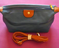 Gusaci Crossbody bag