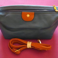 Gusaci Crossbody bag
