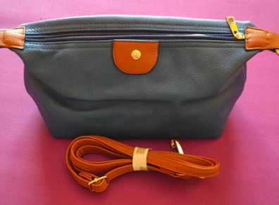 Gusaci Crossbody bag
