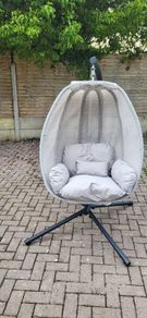 Garden swing seat