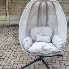 Garden swing seat