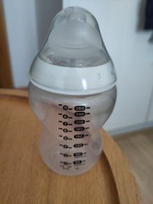 6 tommee tippee bottles and nibs