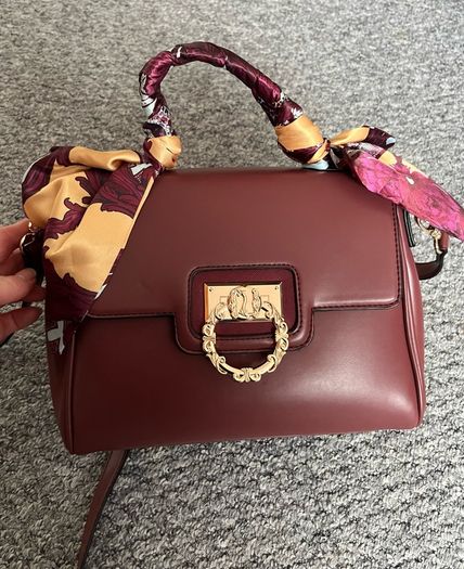 River Island