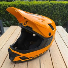 Scott Tuned Downhill helmet