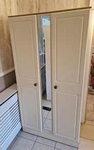 wardrobe