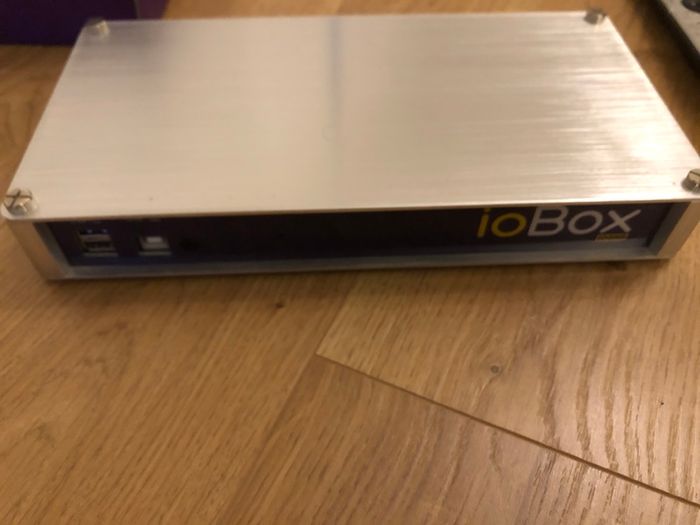 Dragontech ioBOX-100HD Media Server player NMT
