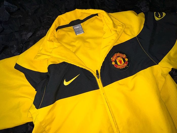 MANCHESTER UNITED Nike 2009/10 tracksuit jacket zip top windbreaker training M
