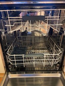 Dish washer