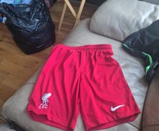 kids liverpool shorts size M