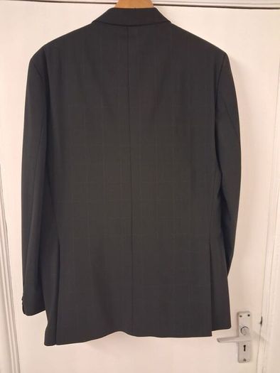 Men's suit