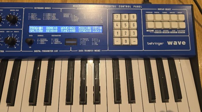 Behringer Wave