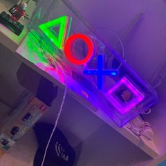 light PlayStation Smyths