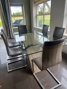 table and chairs