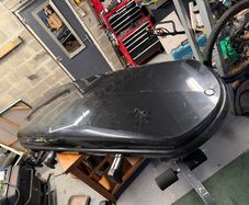 VDL Hapro Nordic gloss black 460 litre Roof Box with Genuine seat/VW roof bars