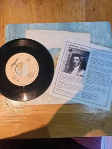 Catheryne Greenly Tame Me 7 inch single Canada 1989