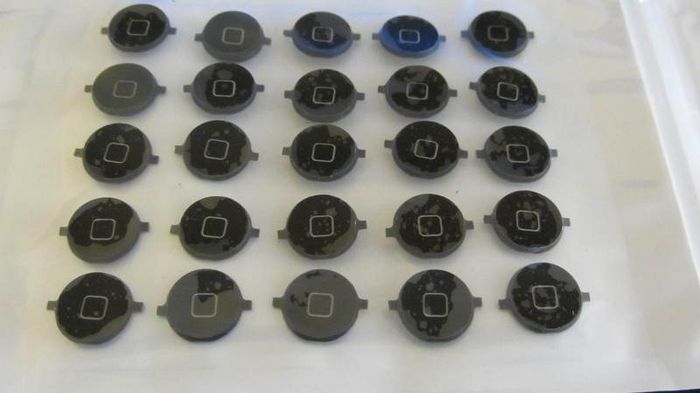 iPhone 4S Home Button and Circuit Flex Assembly