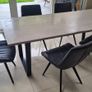 table and 6 chairs Image 2