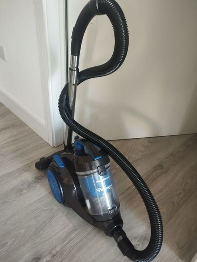 Vacuum cleaner