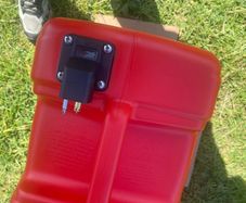 Yamaha 12 litre outboard fuel rank