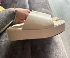 Platform sandals