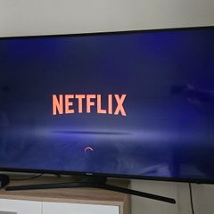 Samsung 55" 4K UHD Smart TV (Model: UE55KU6000)