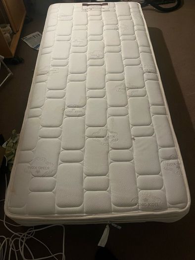 Premium king koil  zip & link mattress: superking or 2 singles