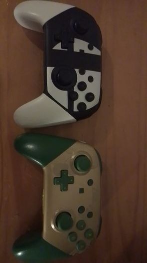 Nintendo switch controllers